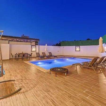Hotel Kavun 4*